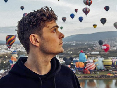 Magical sky of Mexico wth Martin Garrix on garrixers.com